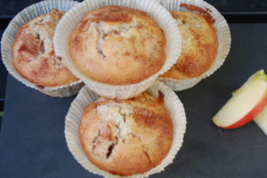 Æblemuffins med kanel - Nem opskrift på muffins med æble og kanel