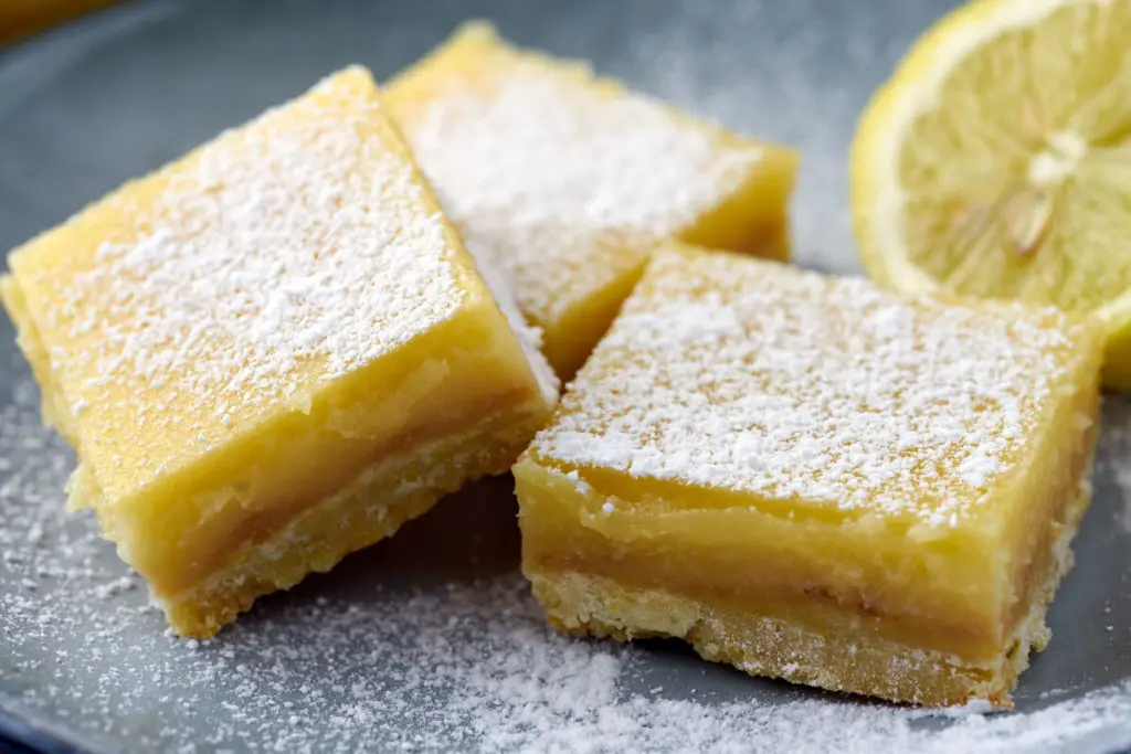 Citronsnitter - Nem opskrift på lækre lemon bars som dessert eller til kaffen