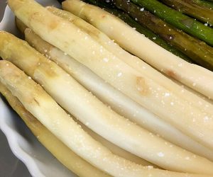 Hvide asparges sous vide