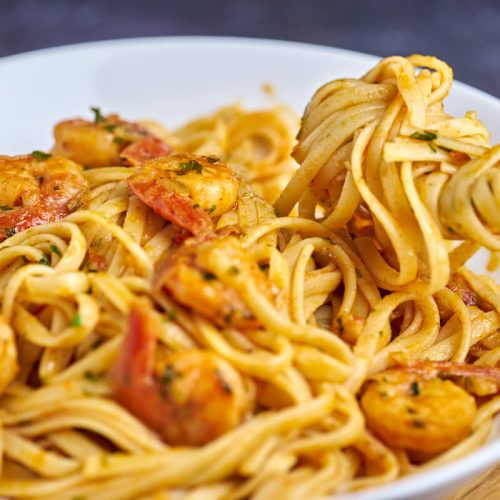 pil pil pasta med tigerrejer, hvidløg og persille