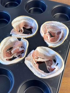 sådan bages baconen.