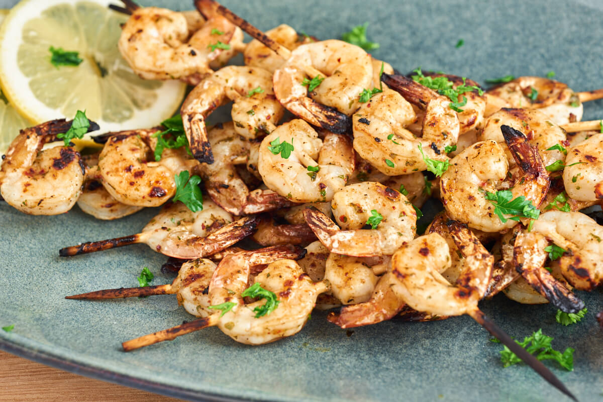 grillede tigerrejer på spyd med marinade