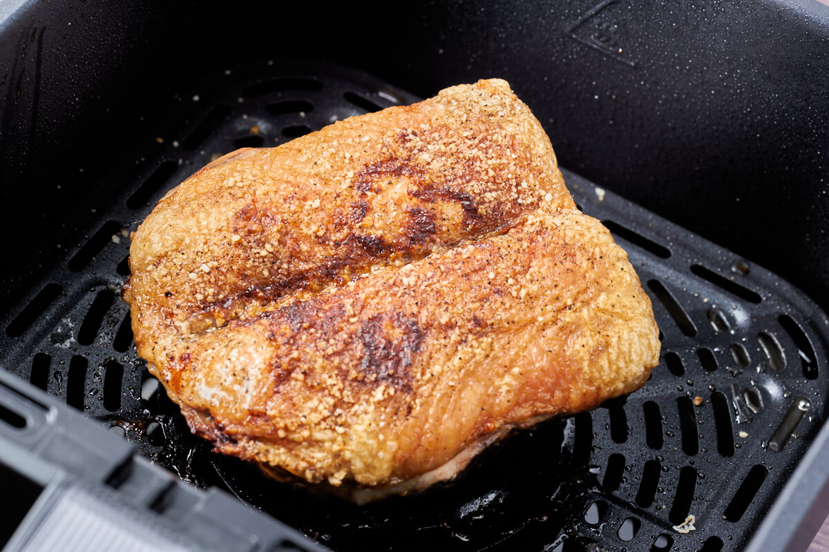 andebryststeg med sprødt skind lavet i airfryer