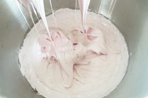 færdigpisket skumfidusmasse.