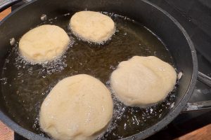 berlinere der koges i olie.