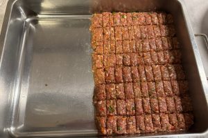 kødet der er skåret ud.