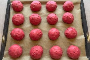 rødbedeboller klar til hævning.