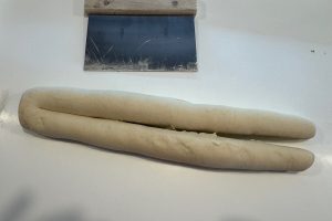 dejen skåret igennem.